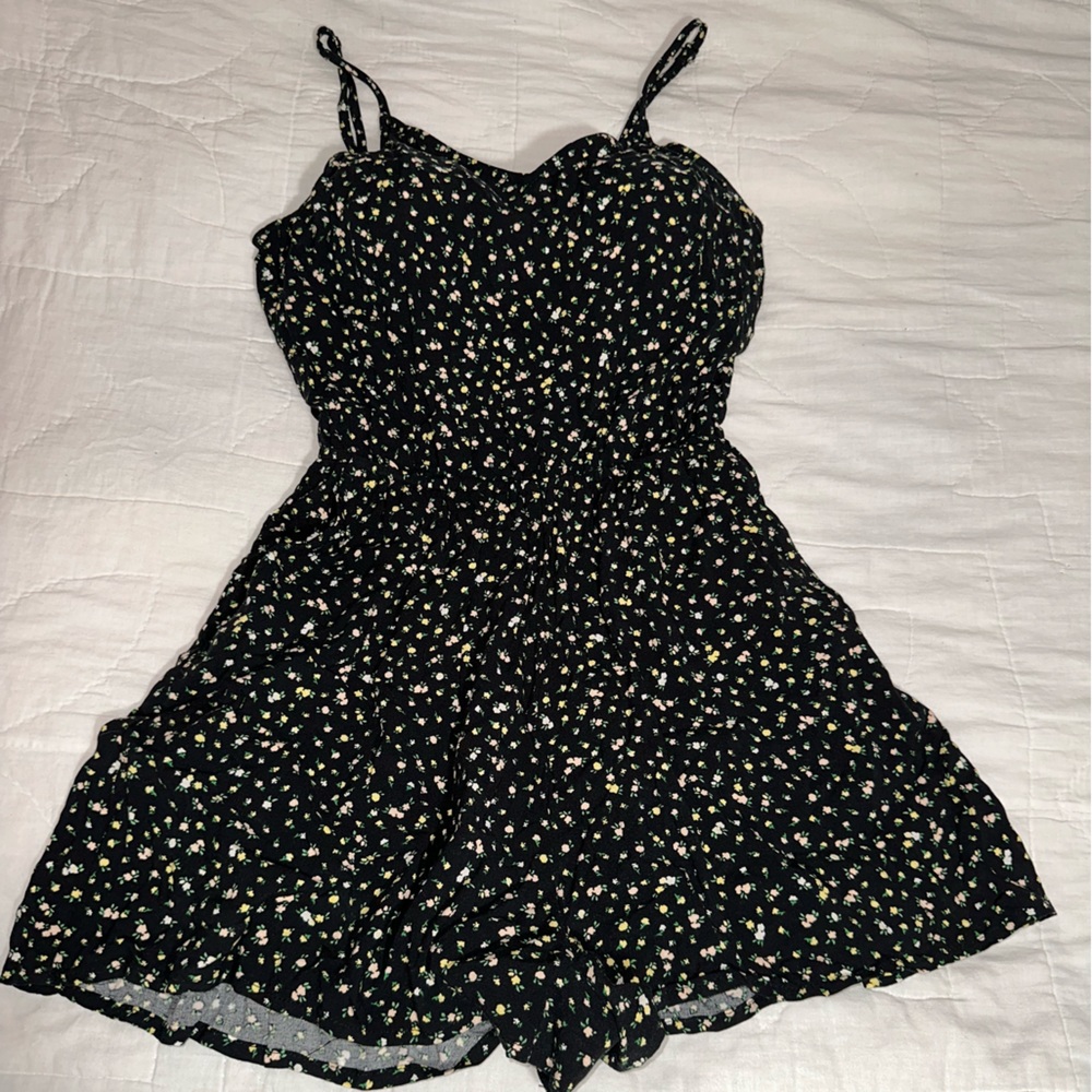 DIVIDED H&M romper